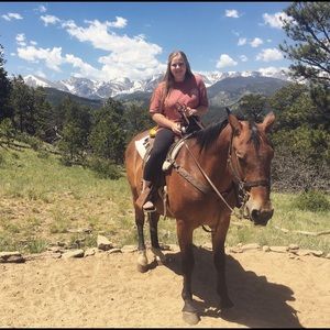 Meet your Posher, Caelin